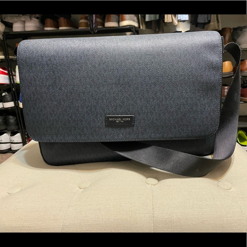 Michael Kors admiral blue laptop carrying bag